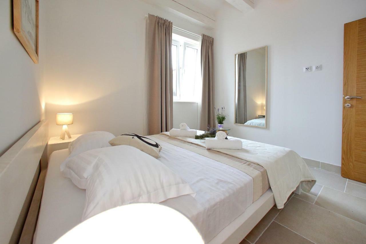 Apartments Rita ซาดาร์ ภายนอก รูปภาพ