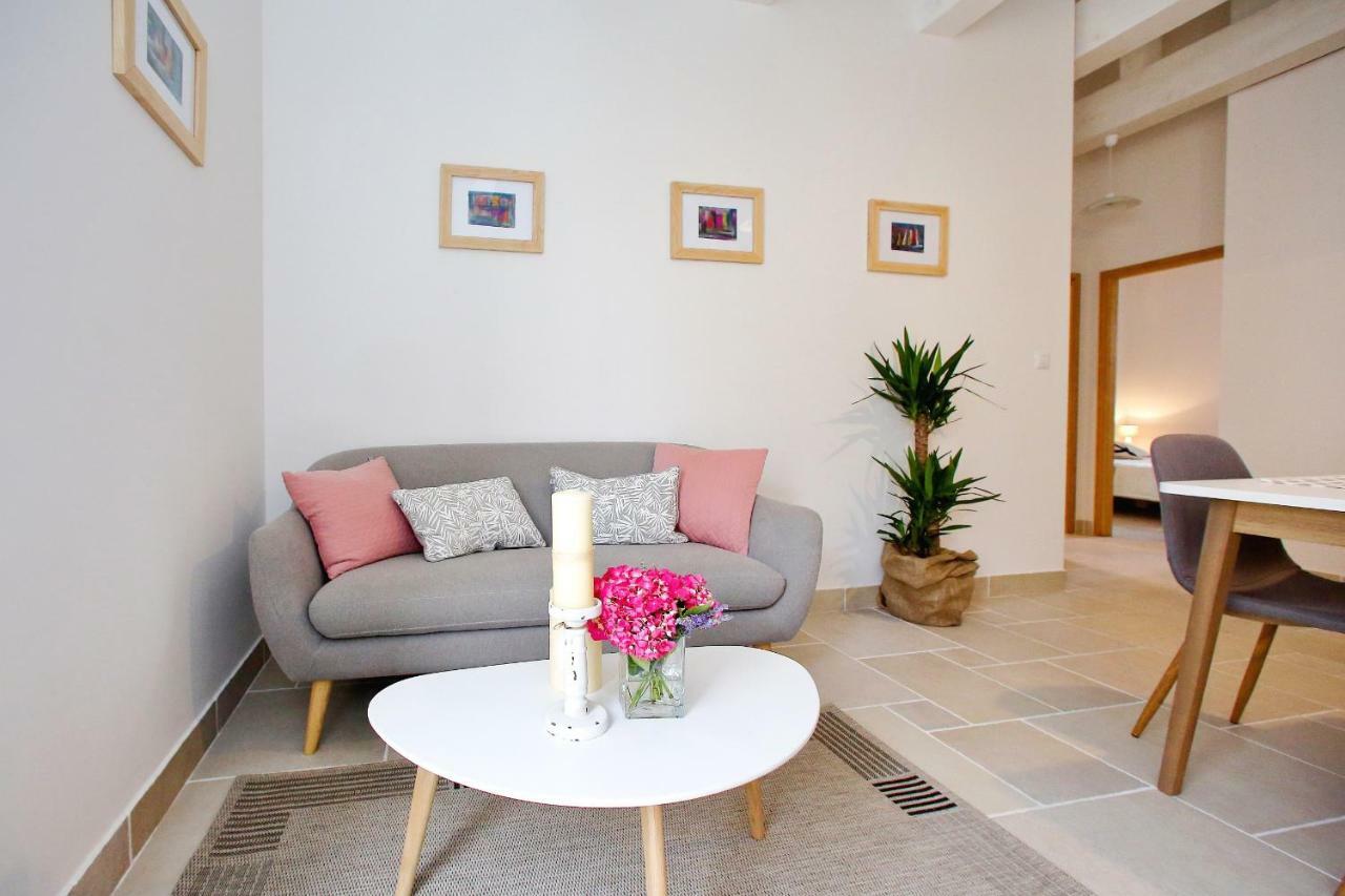 Apartments Rita ซาดาร์ ภายนอก รูปภาพ