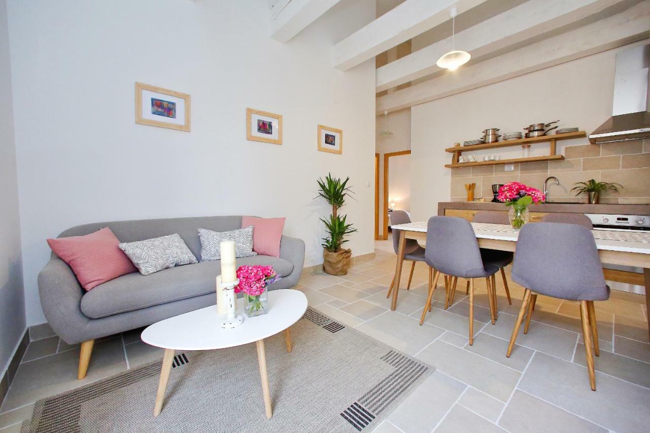 Apartments Rita ซาดาร์ ภายนอก รูปภาพ